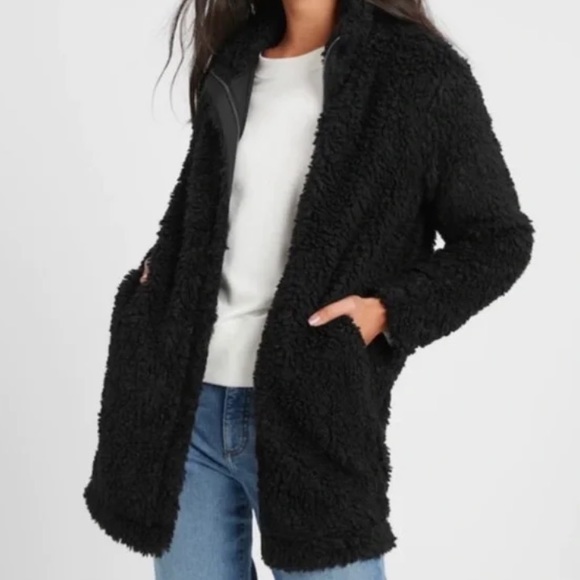 Banana Republic Jackets & Blazers - Banana Republic Teddy Sherpa Coat Size M